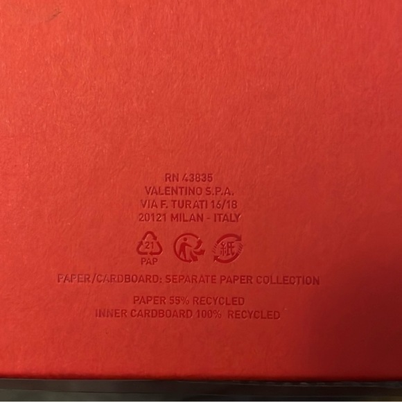 Valentino Garavani White / Gold Rock Stud Slide Sandals with Box & Dust Bag - Picture 11 of 13